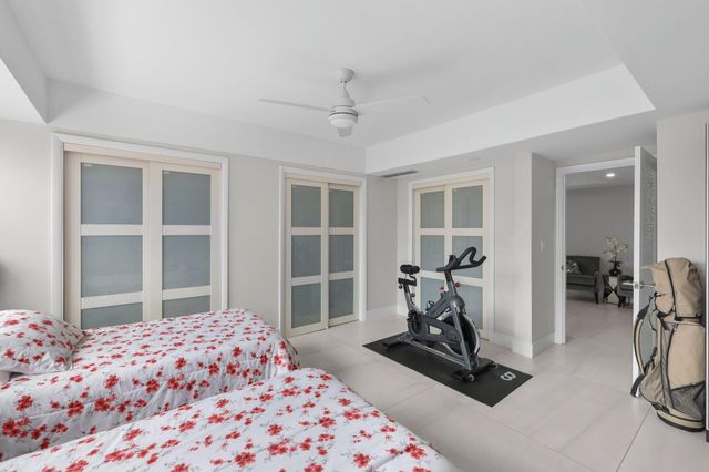 10180 W Bay Harbor Drive 2a, Bay Harbor Islands, FL 33154