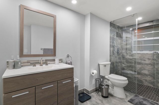 10180 W Bay Harbor Drive 2a, Bay Harbor Islands, FL 33154