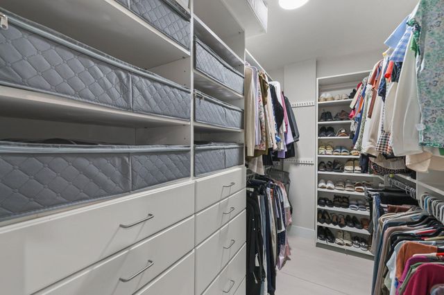 10180 W Bay Harbor Drive 2a, Bay Harbor Islands, FL 33154