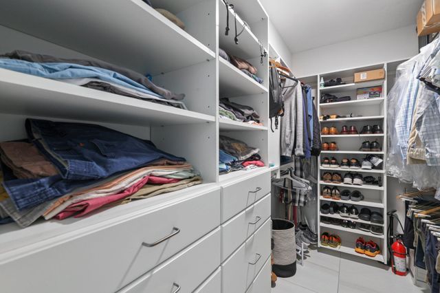 10180 W Bay Harbor Drive 2a, Bay Harbor Islands, FL 33154