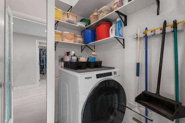 10180 W Bay Harbor Drive 2a, Bay Harbor Islands, FL 33154