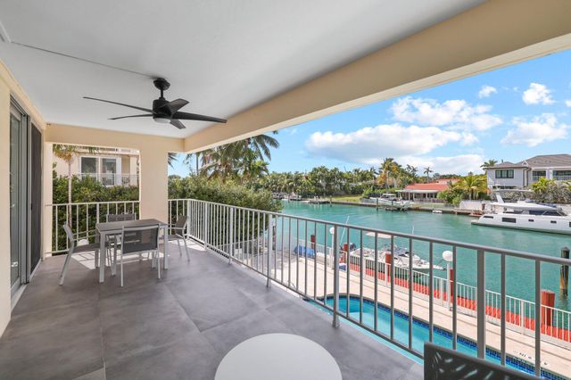 10180 W Bay Harbor Drive 2a, Bay Harbor Islands, FL 33154