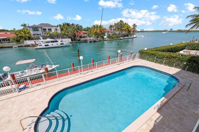 10180 W Bay Harbor Drive 2a, Bay Harbor Islands, FL 33154