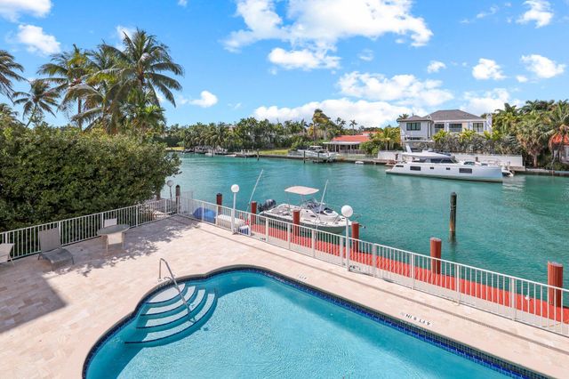 10180 W Bay Harbor Drive 2a, Bay Harbor Islands, FL 33154