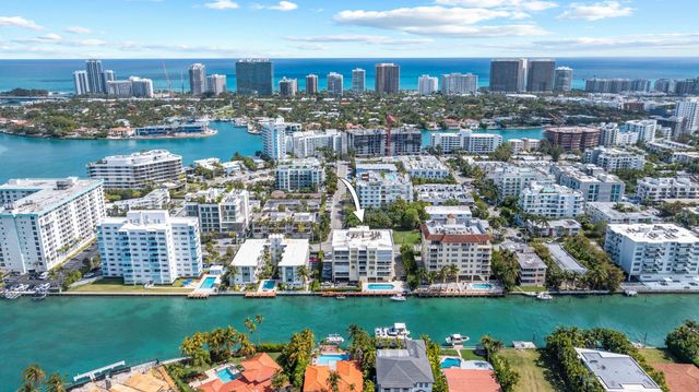 10180 W Bay Harbor Drive 2a, Bay Harbor Islands, FL 33154