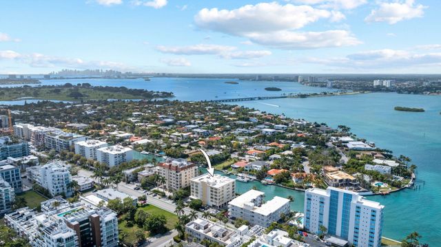 10180 W Bay Harbor Drive 2a, Bay Harbor Islands, FL 33154