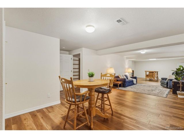 1644 Pinon Glen Cir, Colorado Springs, CO 80919