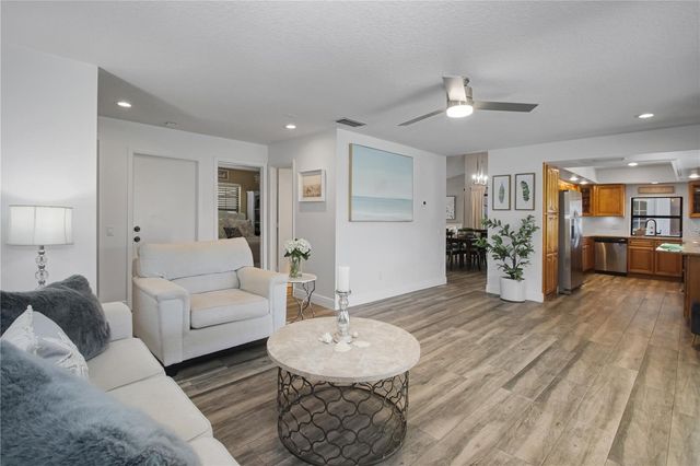 7243 WOODVILLE CRESCENT, Orlando, FL 32819