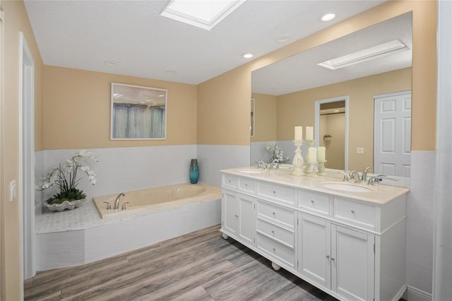 7243 WOODVILLE CRESCENT, Orlando, FL 32819