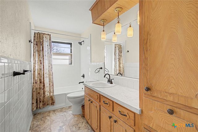 120 N 29th Street, Gatesville, TX 76528