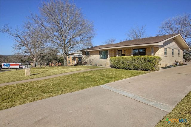 120 N 29th Street, Gatesville, TX 76528