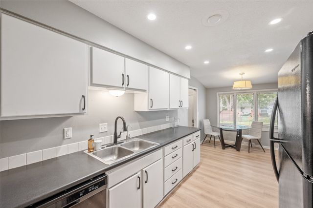 6419 Franklin Avenue, Windsor Heights, IA 50324