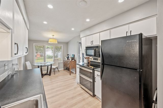 6419 Franklin Avenue, Windsor Heights, IA 50324