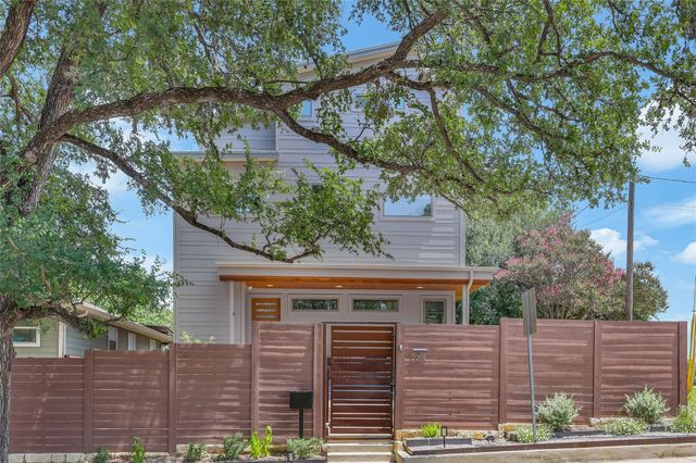 2201 E 9th ST, Austin, TX 78702