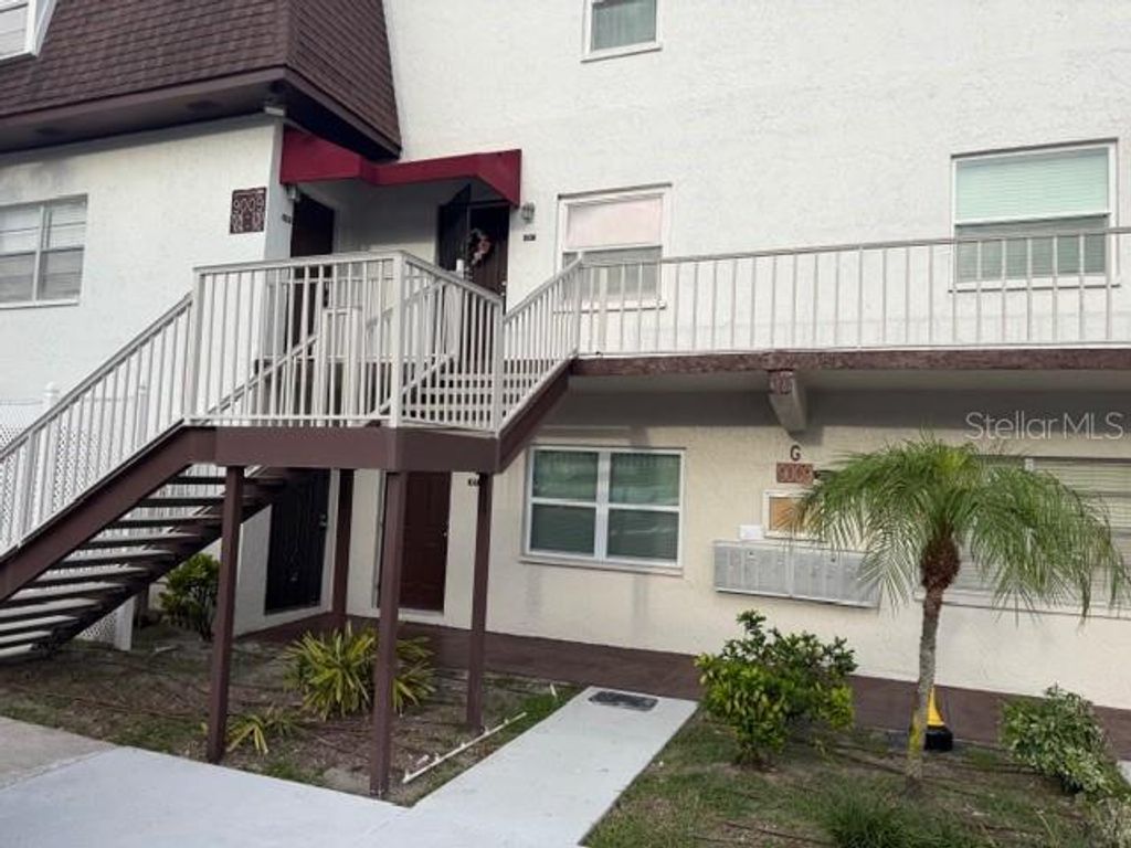 9009 TUDOR DRIVE G106, Tampa, FL 33615
