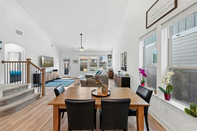 136 Banyon DR, Liberty Hill, TX 78642