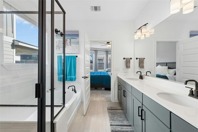 136 Banyon DR, Liberty Hill, TX 78642