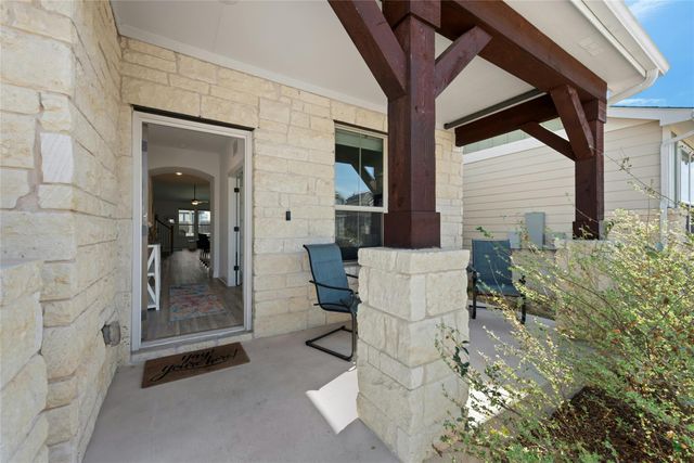 136 Banyon DR, Liberty Hill, TX 78642