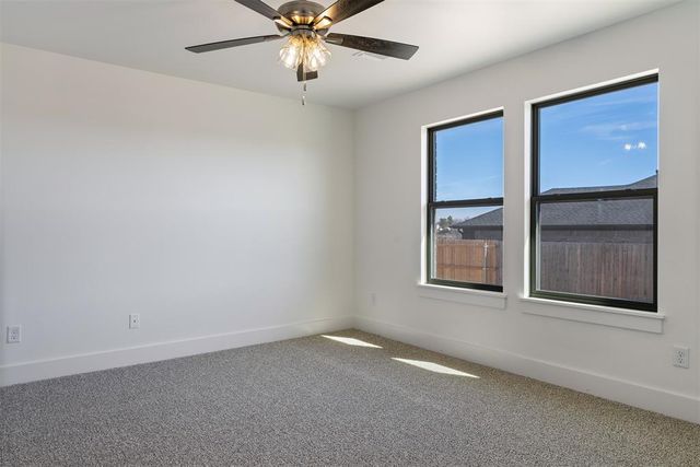 2498 Heather Road, Blanchard, OK 73010