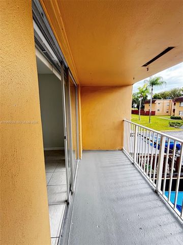 9970 SW 88th St 914-9, Miami, FL 33176