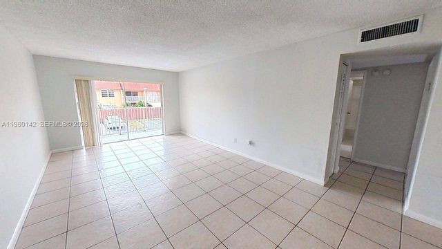 9970 SW 88th St 914-9, Miami, FL 33176