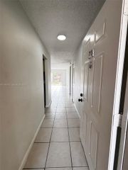 9970 SW 88th St 914-9, Miami, FL 33176
