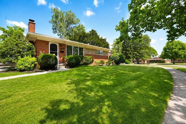 7677 Terri Drive, Westland, MI 48185