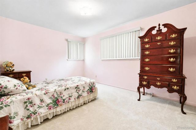 7677 Terri Drive, Westland, MI 48185