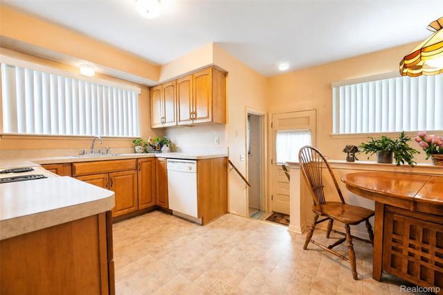 7677 Terri Drive, Westland, MI 48185