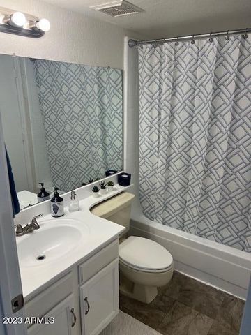3716 E UNIVERSITY Drive 2002, Mesa, AZ 85205