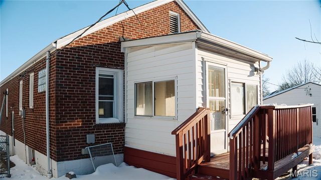 3183 Clifton Avenue, St Louis, MO 63139