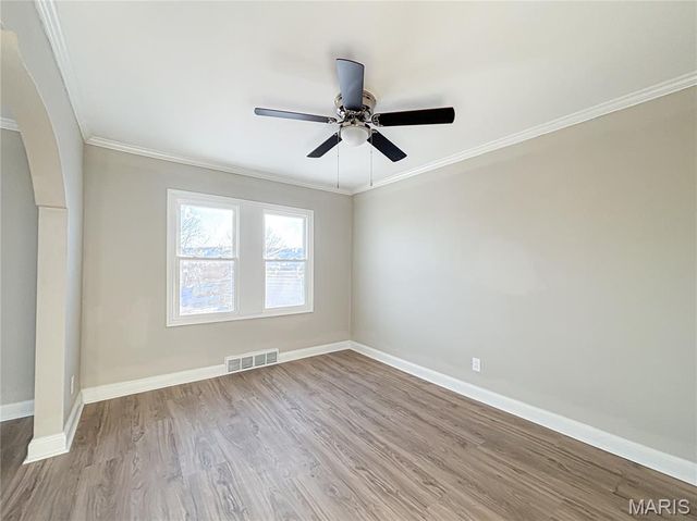 3183 Clifton Avenue, St Louis, MO 63139