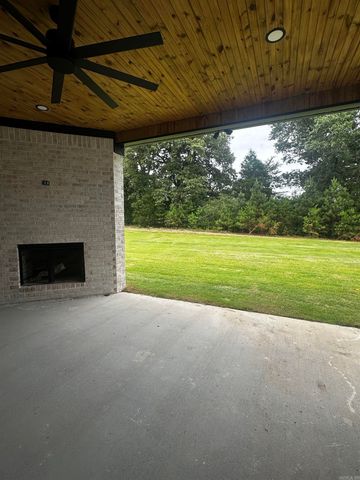 309 Heritage Grove Road, Alexander, AR 72002