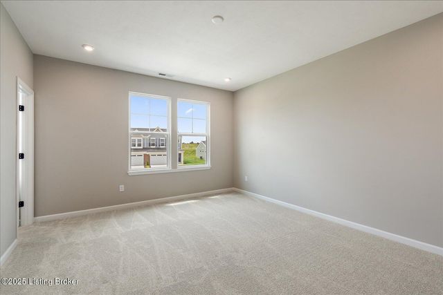 194 Harvest Point Way 202B, Mt Washington, KY 40047