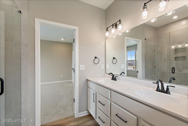 194 Harvest Point Way 202B, Mt Washington, KY 40047