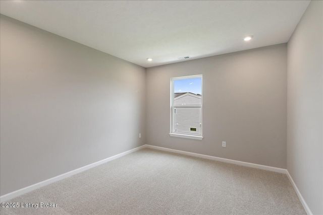 194 Harvest Point Way 202B, Mt Washington, KY 40047