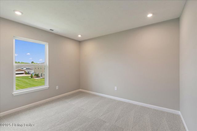 194 Harvest Point Way 202B, Mt Washington, KY 40047