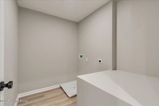 194 Harvest Point Way 202B, Mt Washington, KY 40047