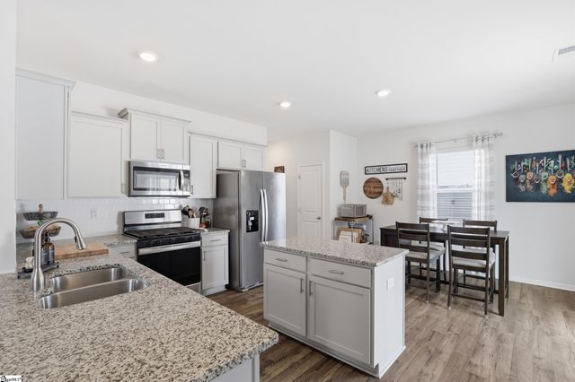 47 Oak Edge Lane, Greer, SC 29651