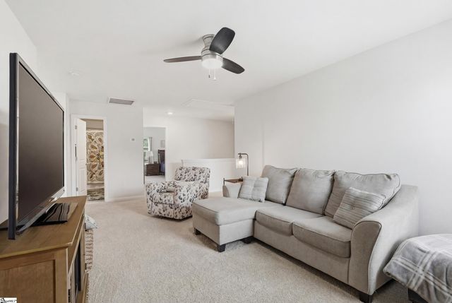 47 Oak Edge Lane, Greer, SC 29651