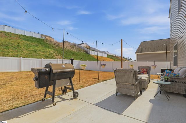 47 Oak Edge Lane, Greer, SC 29651