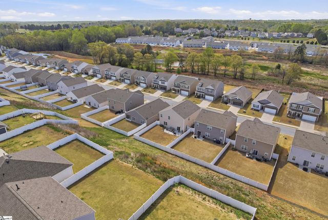 47 Oak Edge Lane, Greer, SC 29651