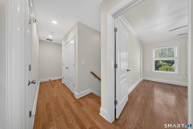 88 Maple Tree Avenue E, Stamford, CT 06906