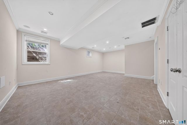 88 Maple Tree Avenue E, Stamford, CT 06906