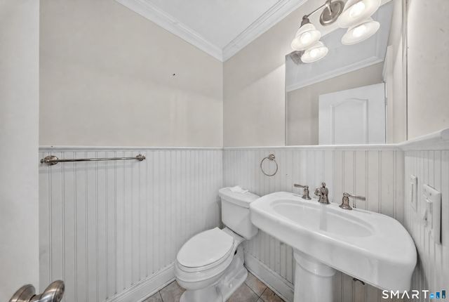 88 Maple Tree Avenue E, Stamford, CT 06906