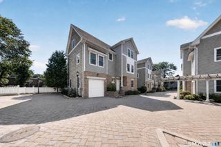 88 Maple Tree Avenue E, Stamford, CT 06906