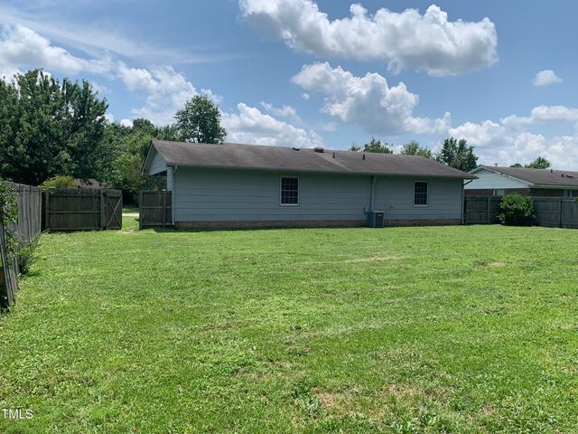 5574 Heather Street, Hope Mills, NC 28348