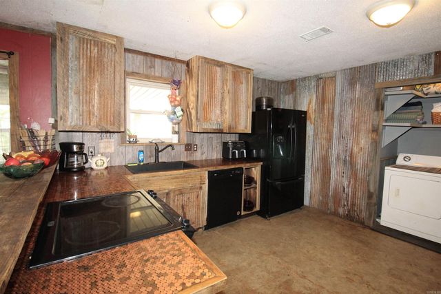 138 Grant 17, Sheridan, AR 72150