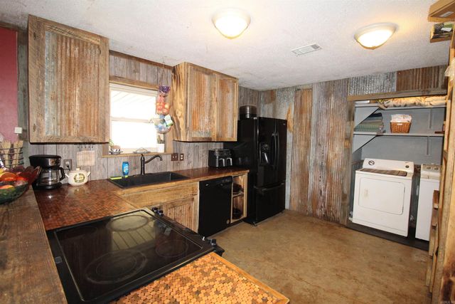 138 Grant 17, Sheridan, AR 72150