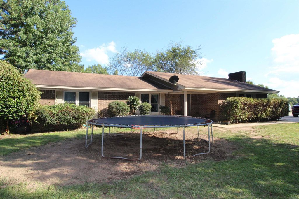 138 Grant 17, Sheridan, AR 72150